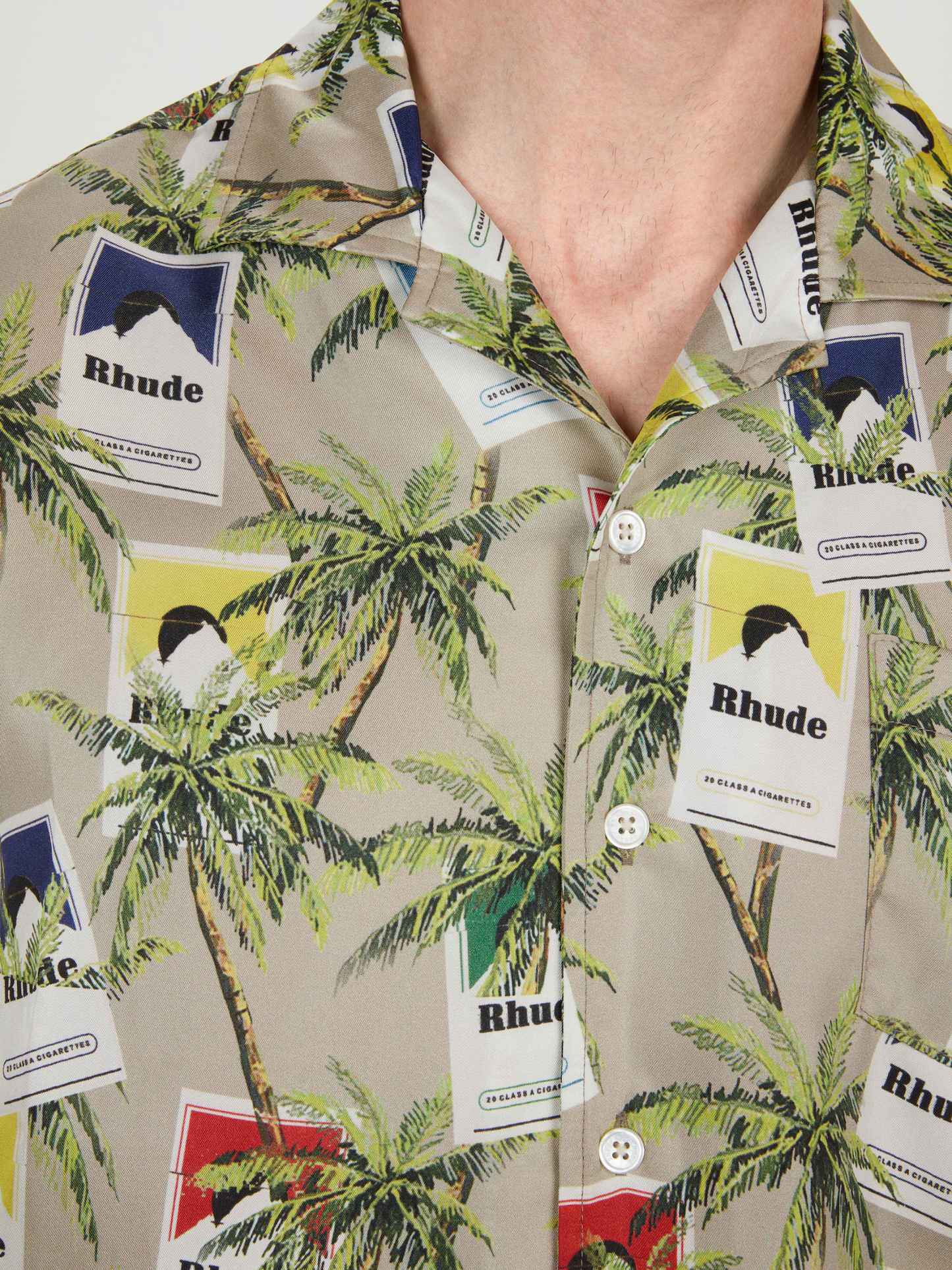 CIGARETTE PRINT BUTTON UP