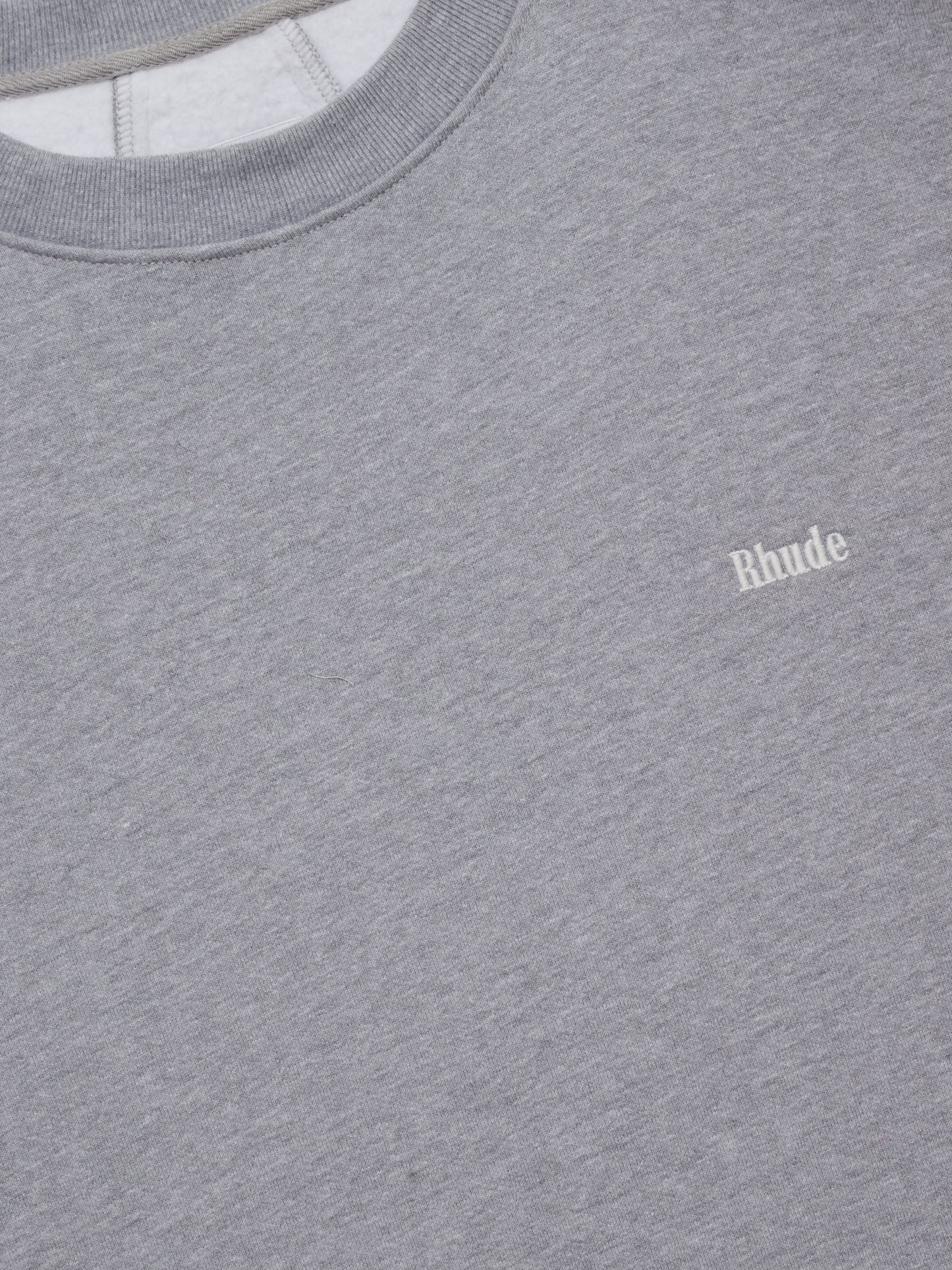 CLASSIQUE CREWNECK