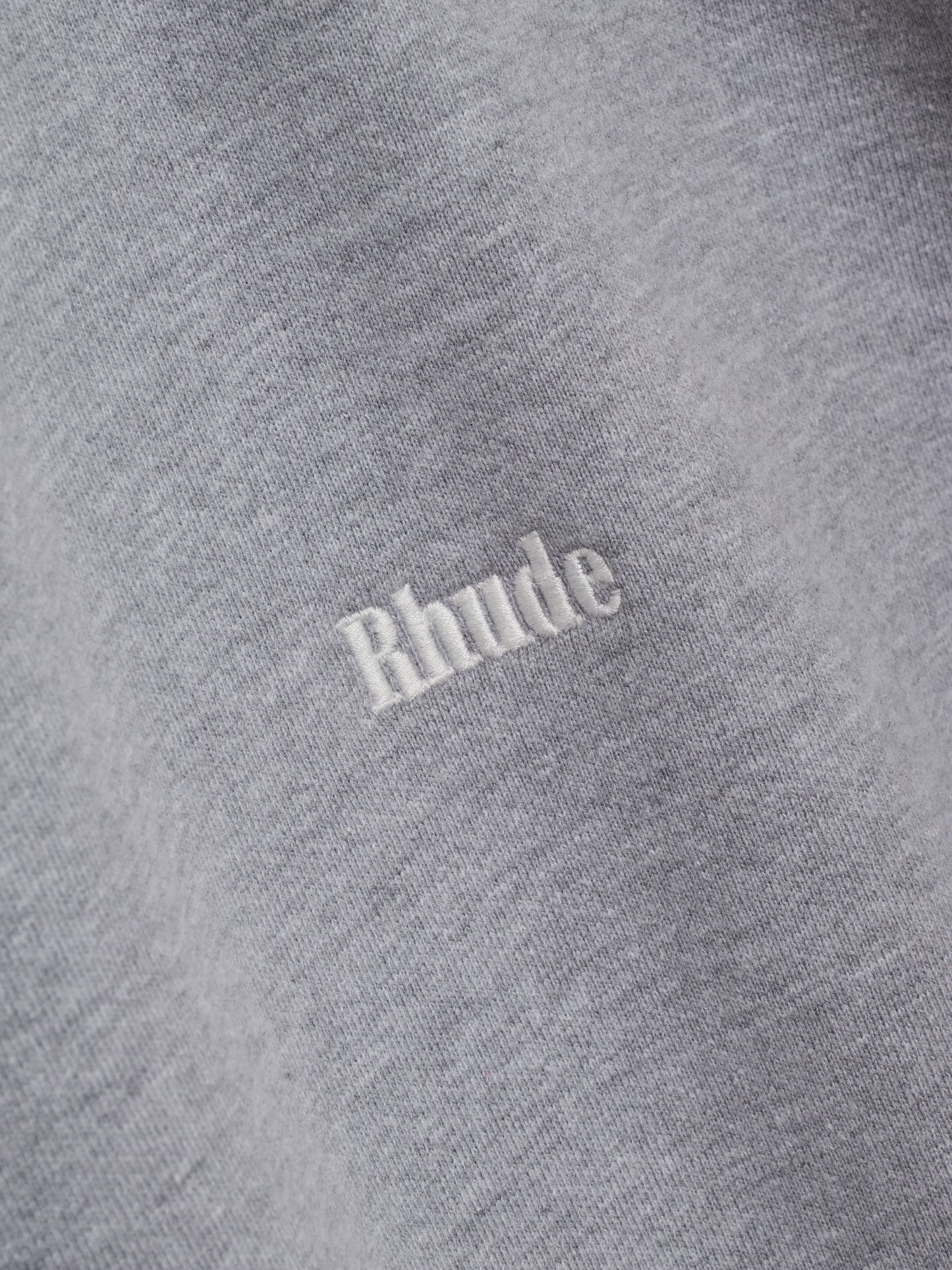 CLASSIQUE CREWNECK
