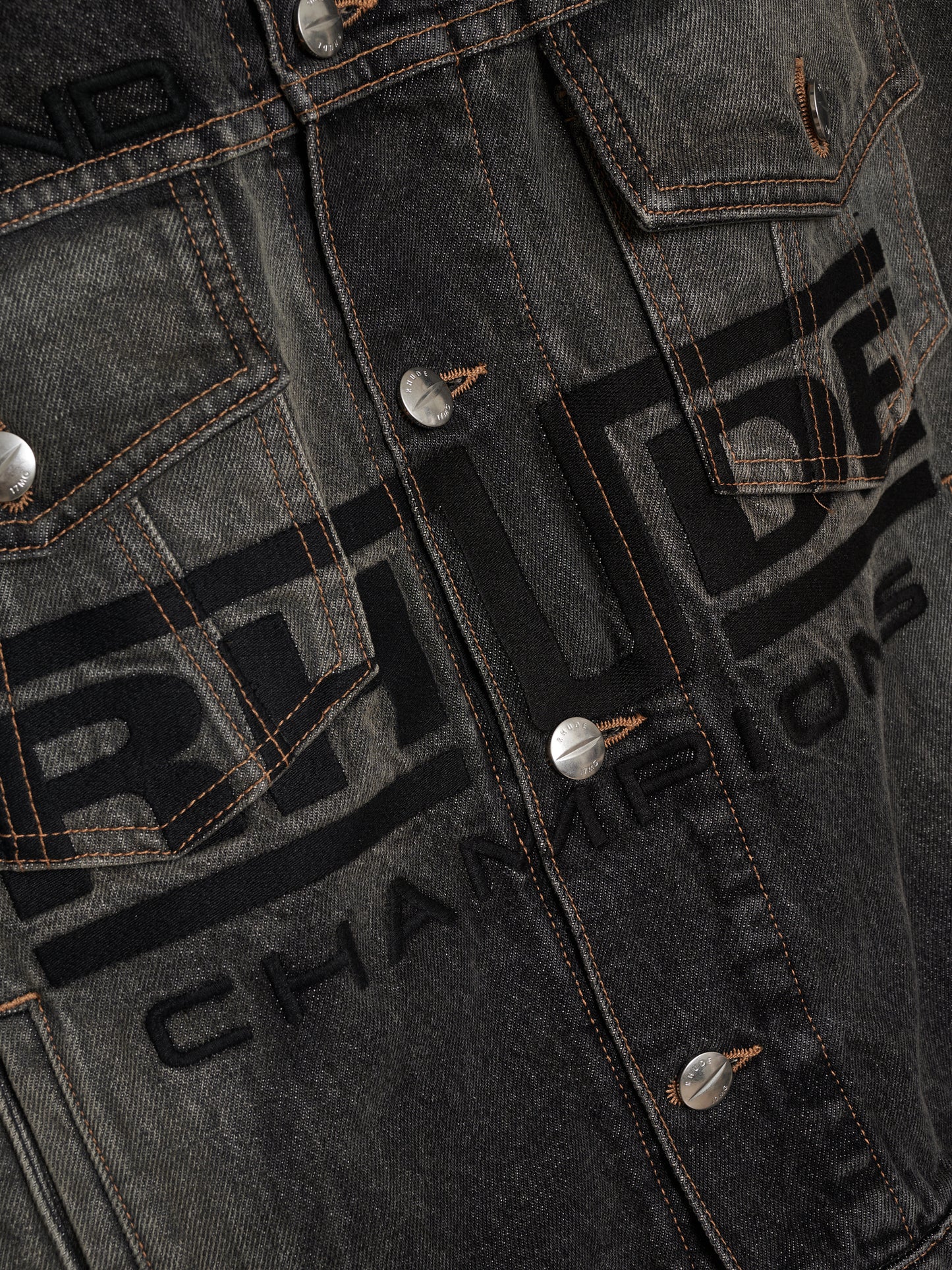 TIRE DENIM TRUCKER JACKET