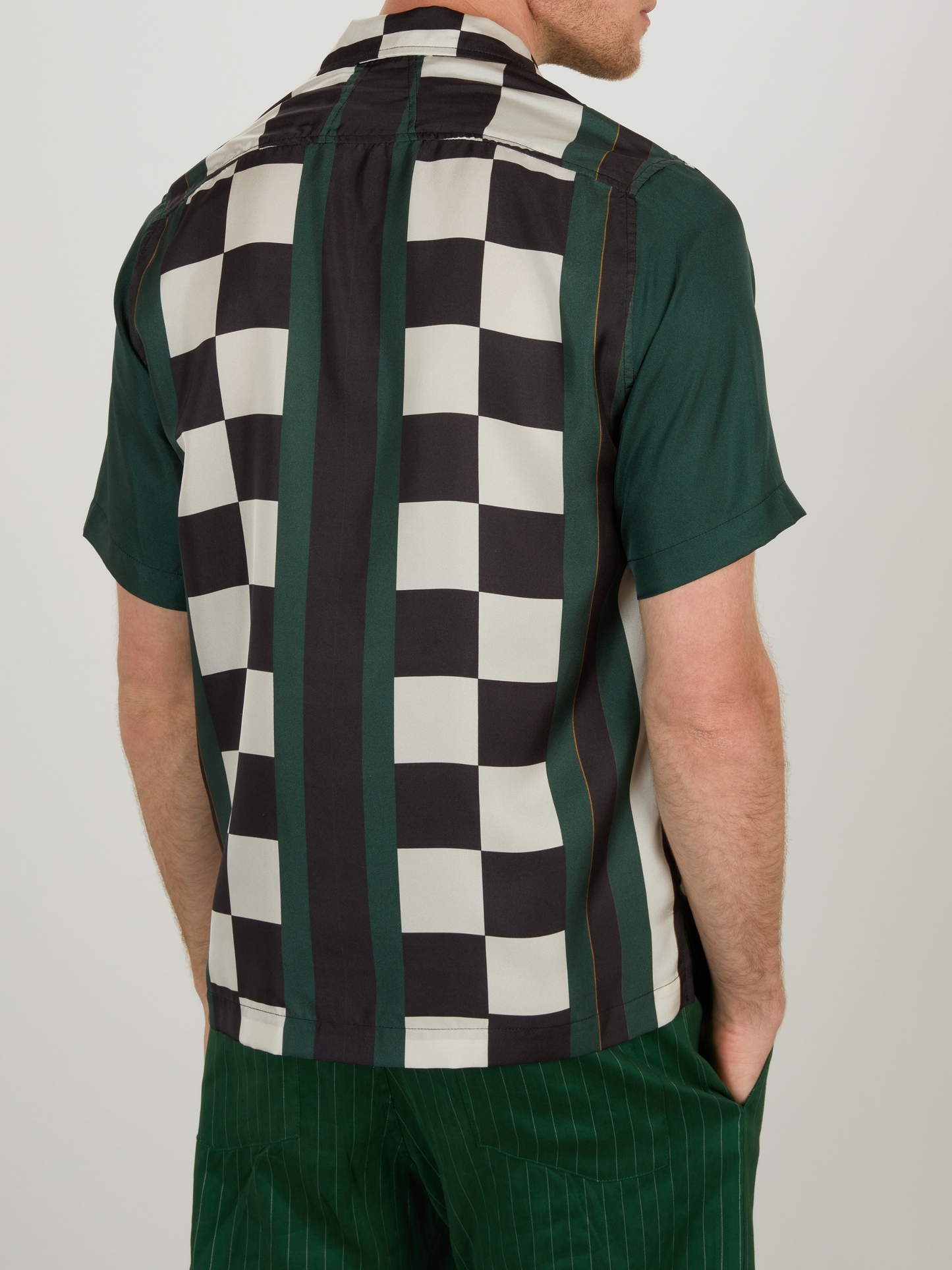 RACE FLAG BUTTON DOWN