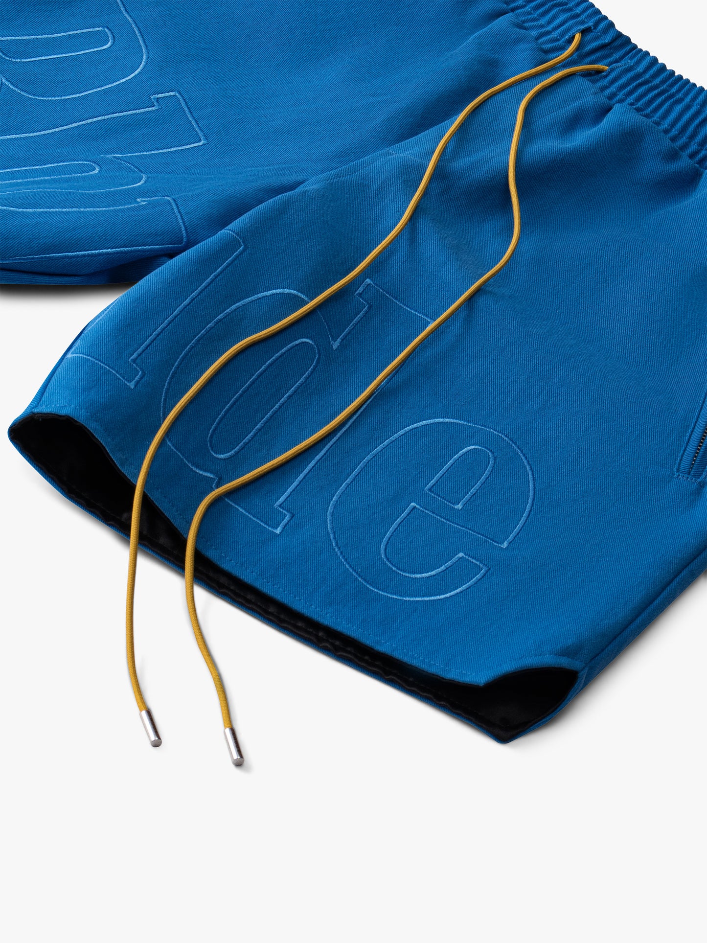 TONAL TWILL LOGO SHORT