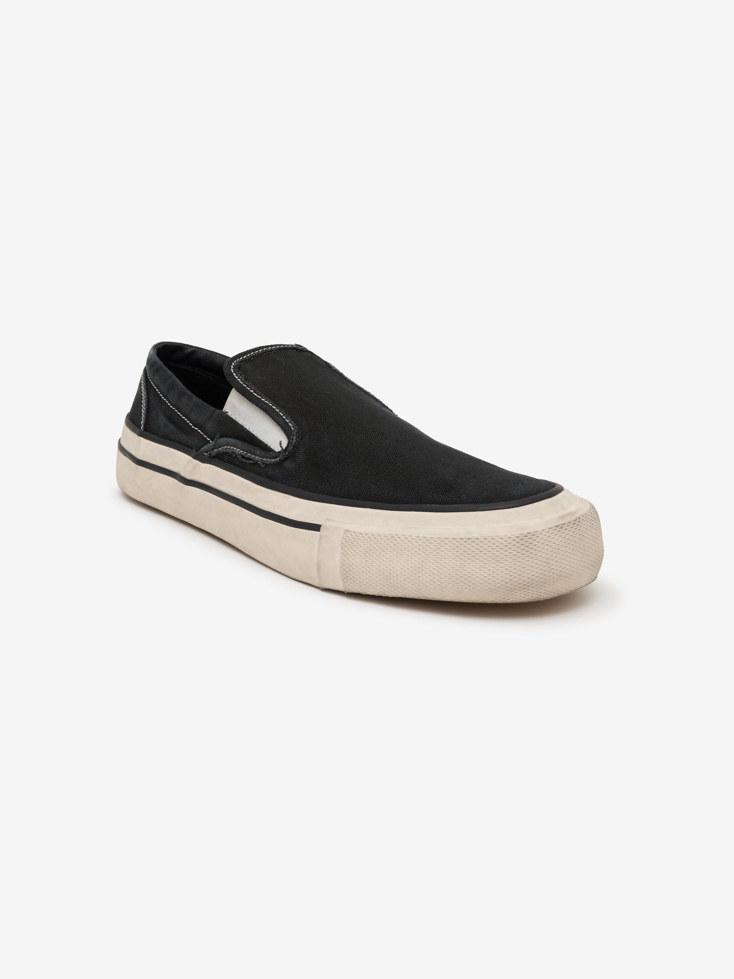 WASHED CANVAS SLIP ON SNEAKER