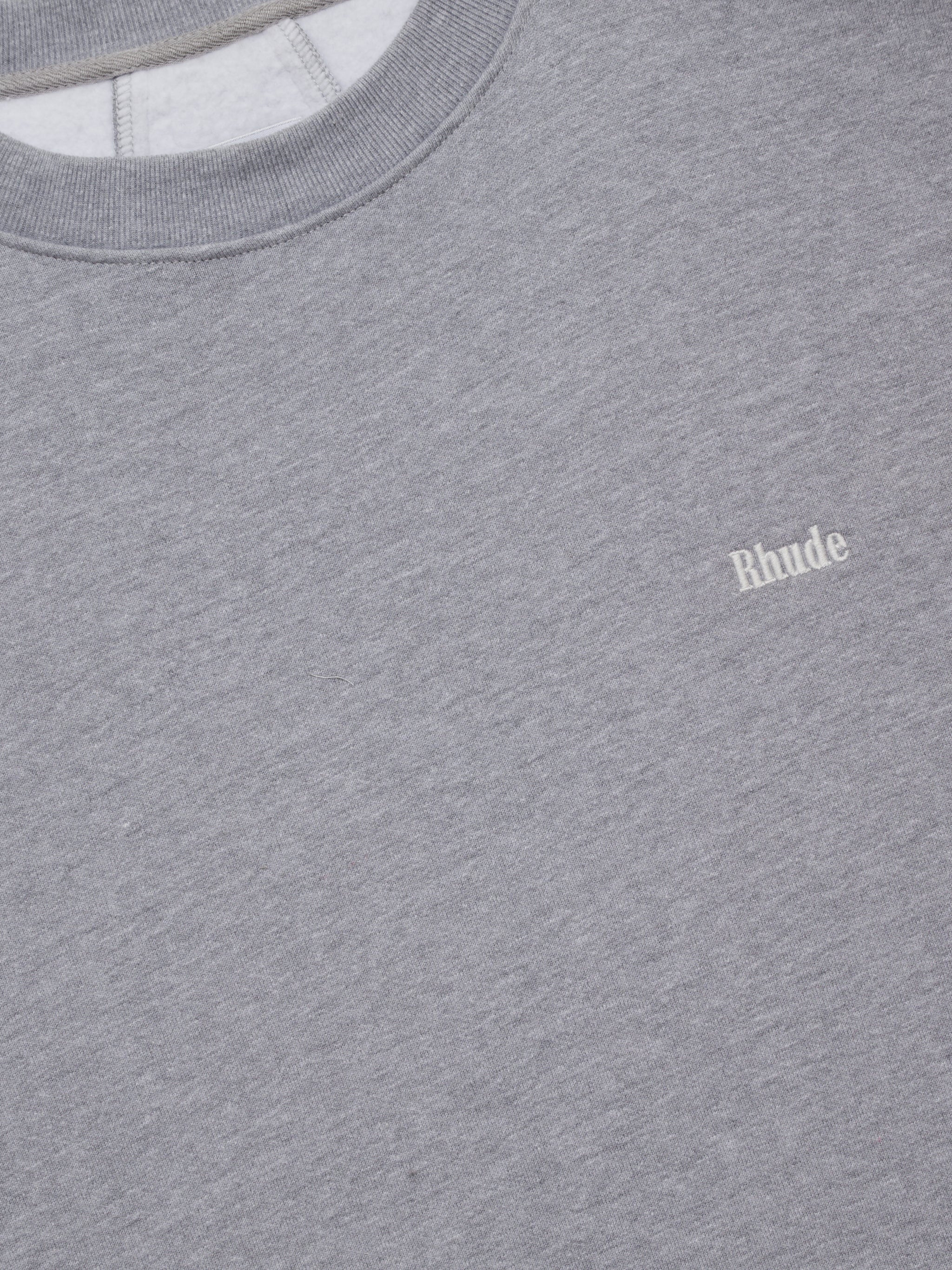 CLASSIQUE CREWNECK