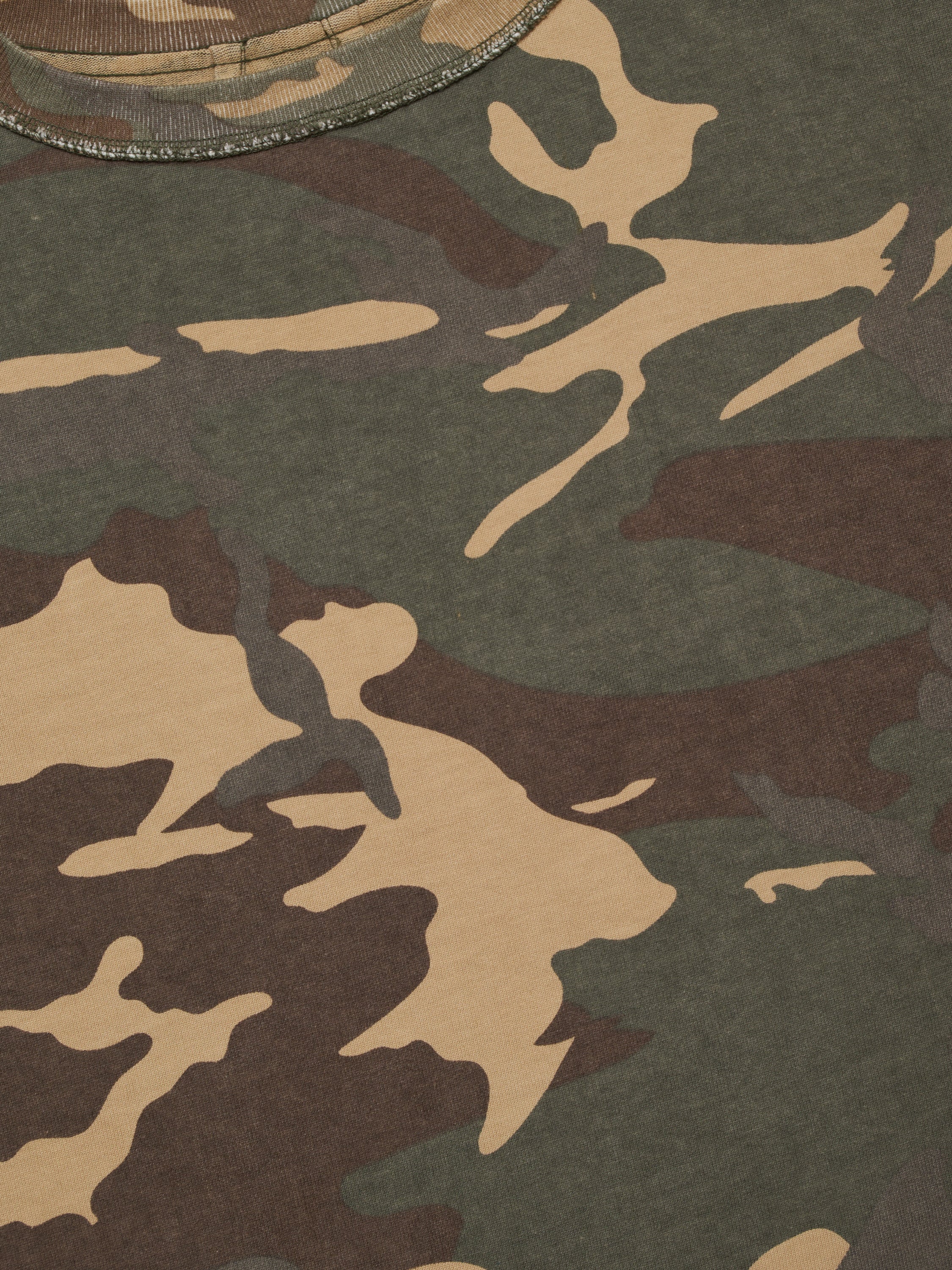 CAMO DOUBLE-LAYERED TEE