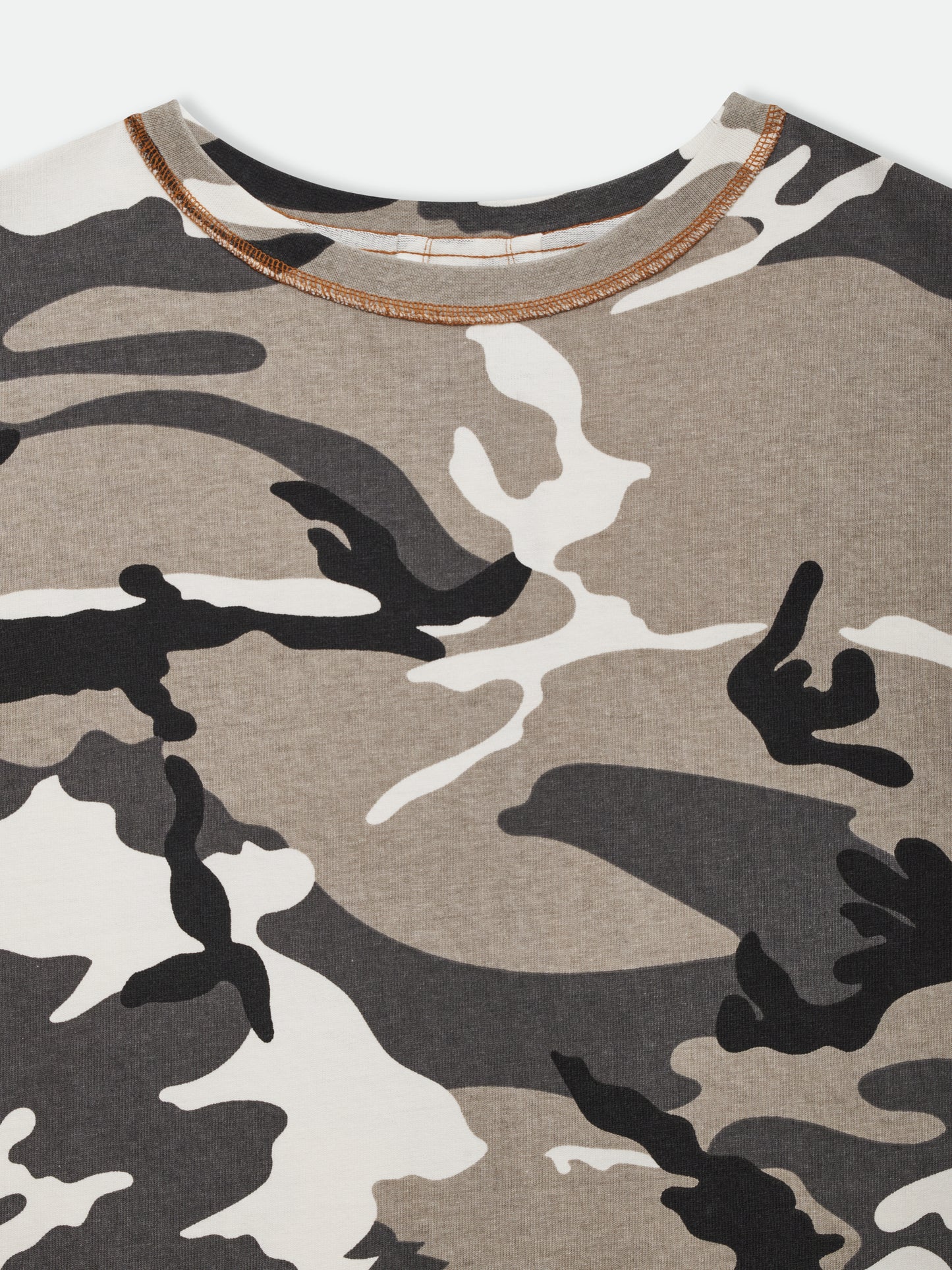 CAMO DOUBLE-LAYERED TEE