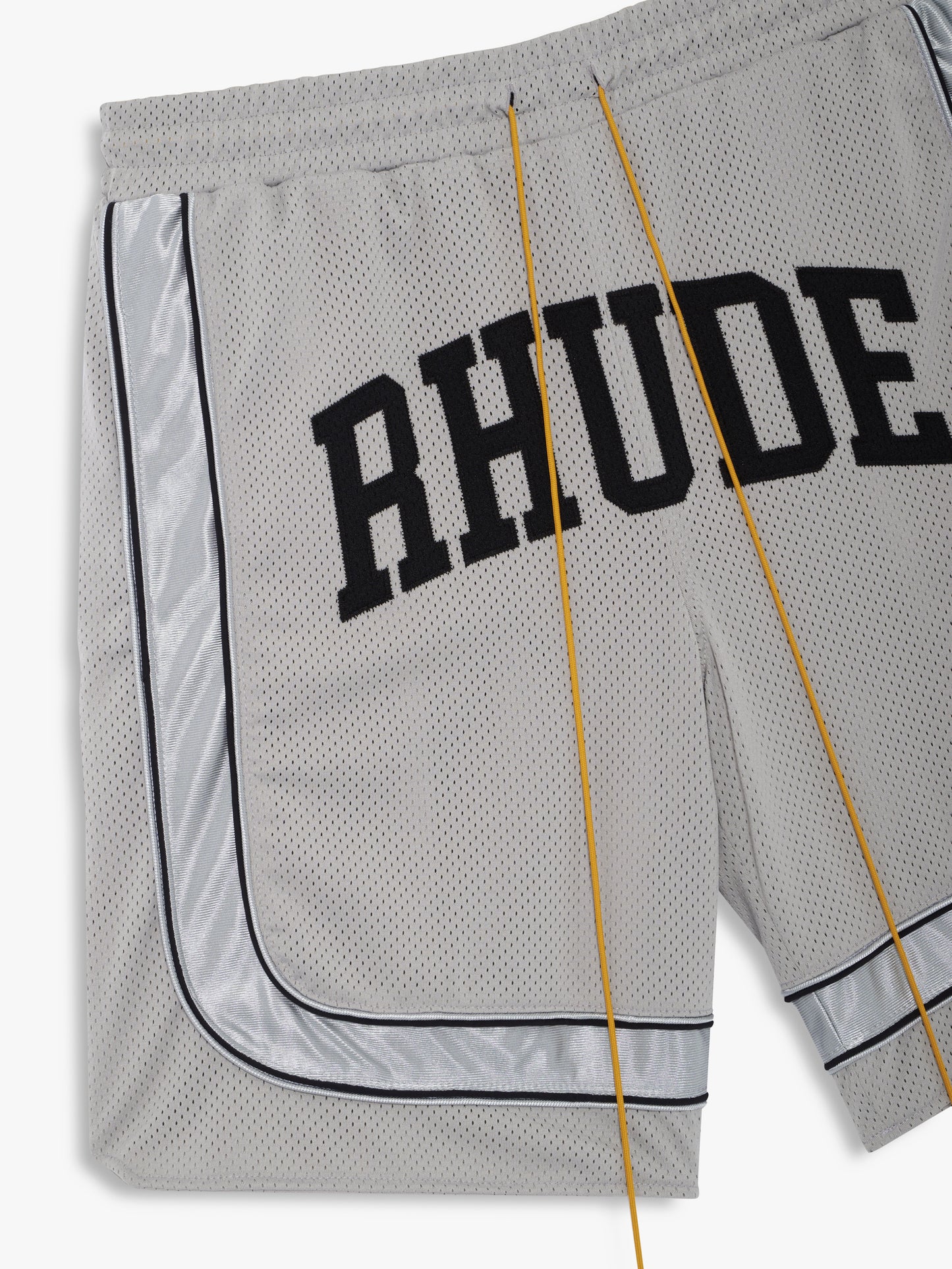 BAGGY COLLEGIATE LOGO SHORT