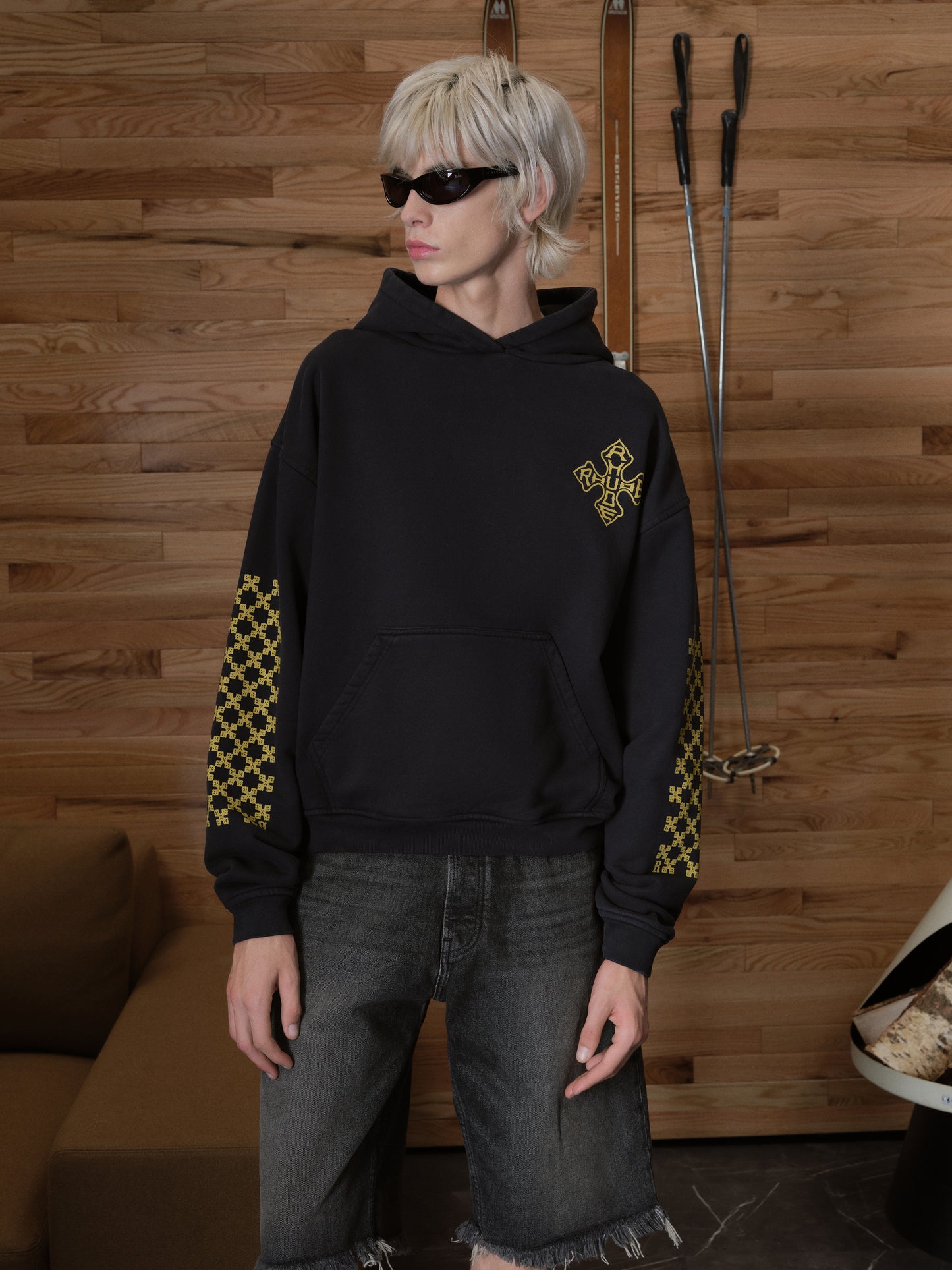 CROSS HOODIE