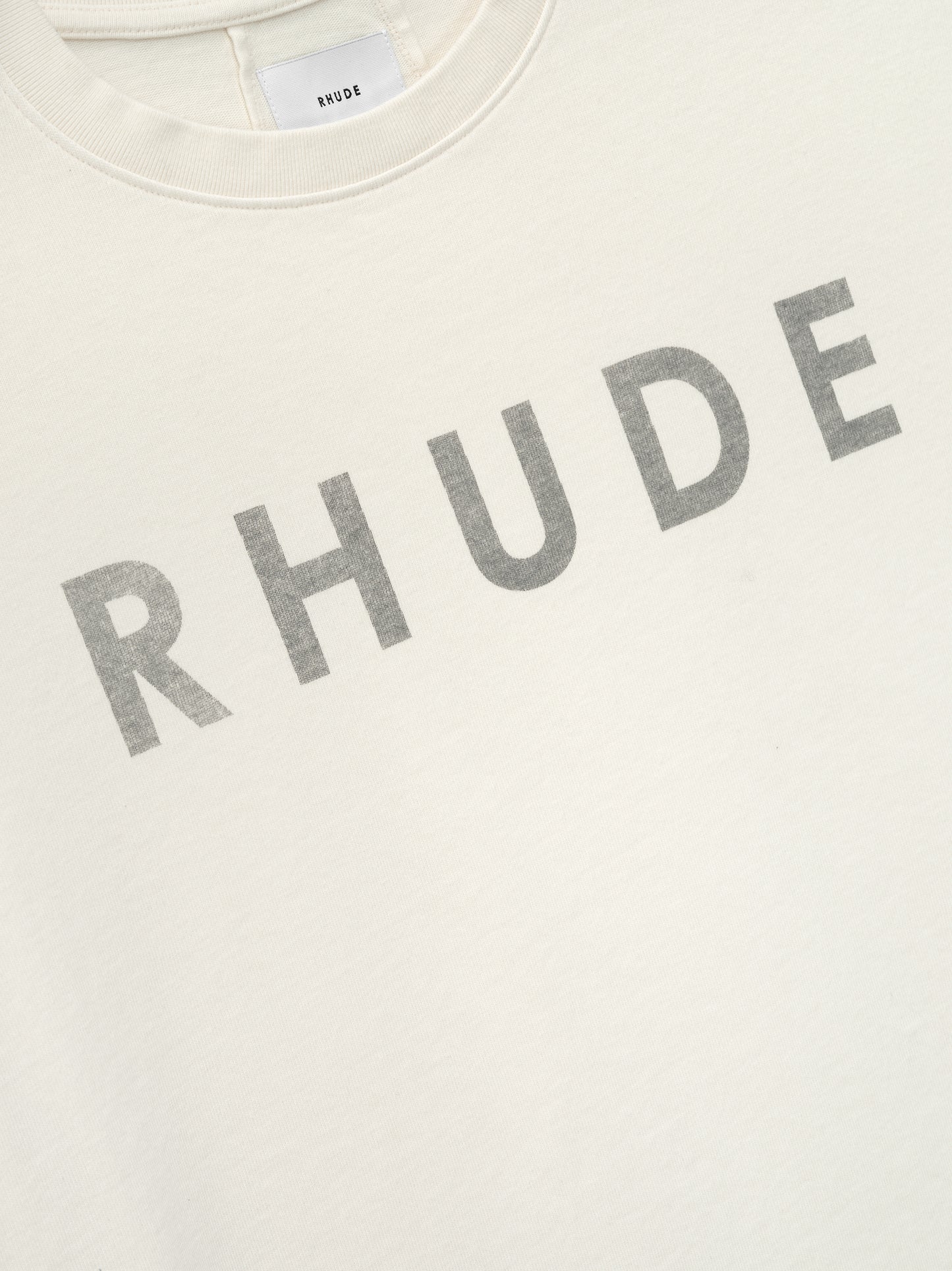 DISTRESSED LOGO TEE