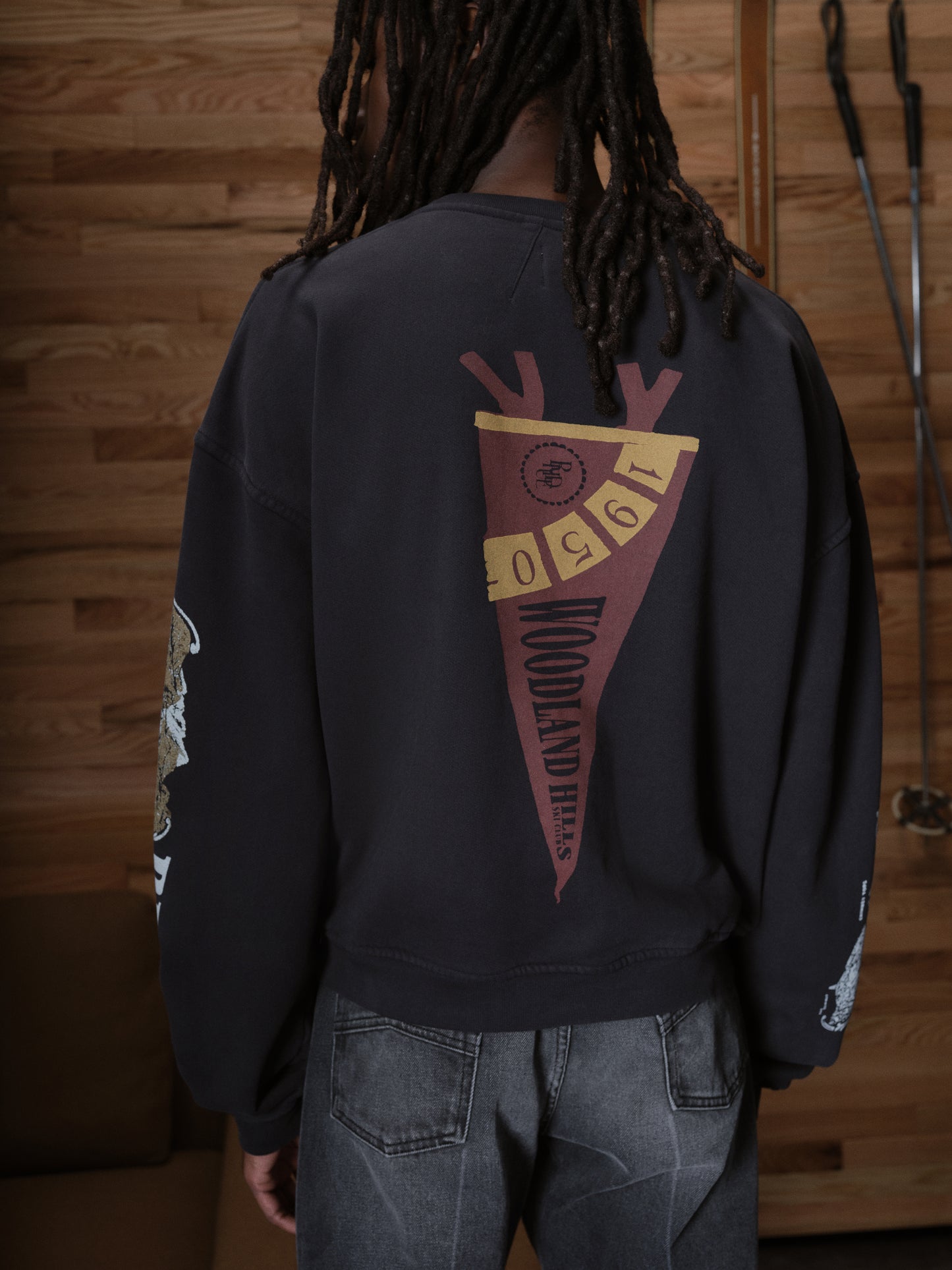 RHUDE PENNANT FLAG CREWNECK